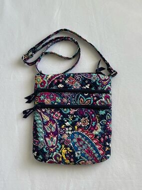 Vera Bradley Disney Triple Zip Hipster Sensational Six Paisley Crossbody